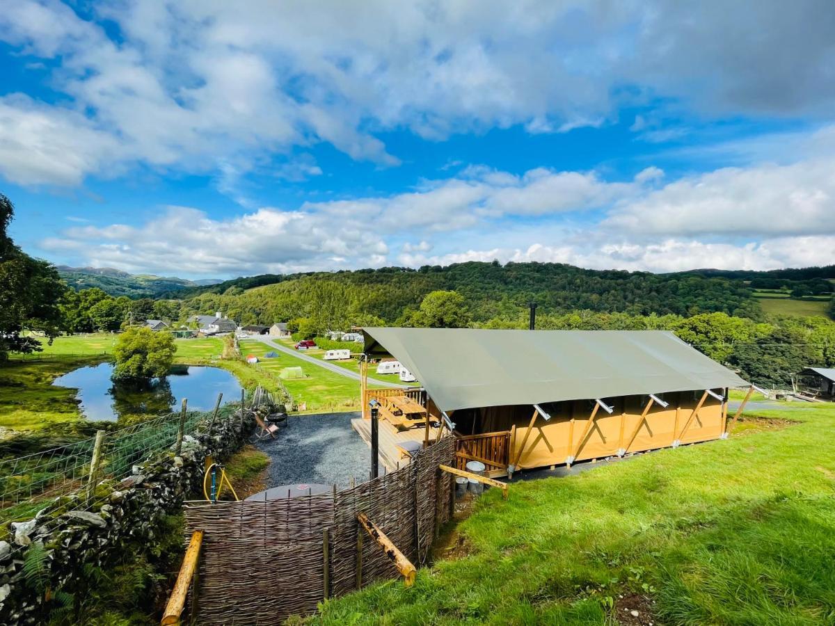 Mountain View Safari Tent With Hot Tub In The Heart Of Snowdonia Dolgellau Ngoại thất bức ảnh